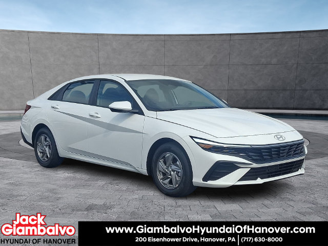New 2026 Hyundai Elantra SE
