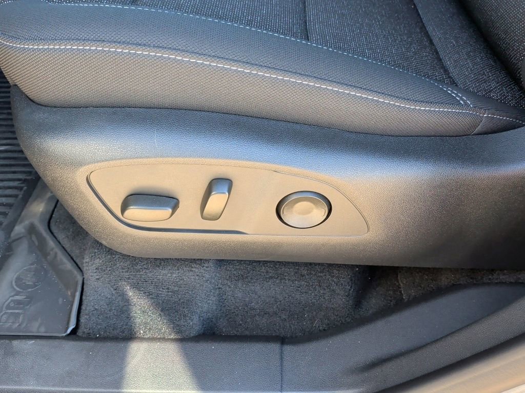 New 2025 Chevrolet Traverse LT w/ LPO, Floor Liner Package image 13