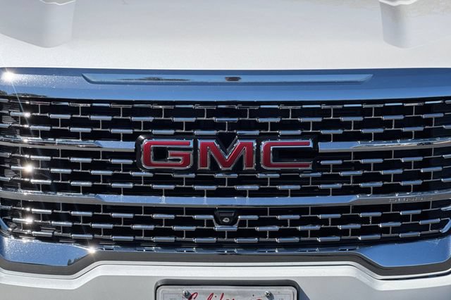 Used 2021 GMC Acadia Denali w/ Denali Technology Package FWD image 50