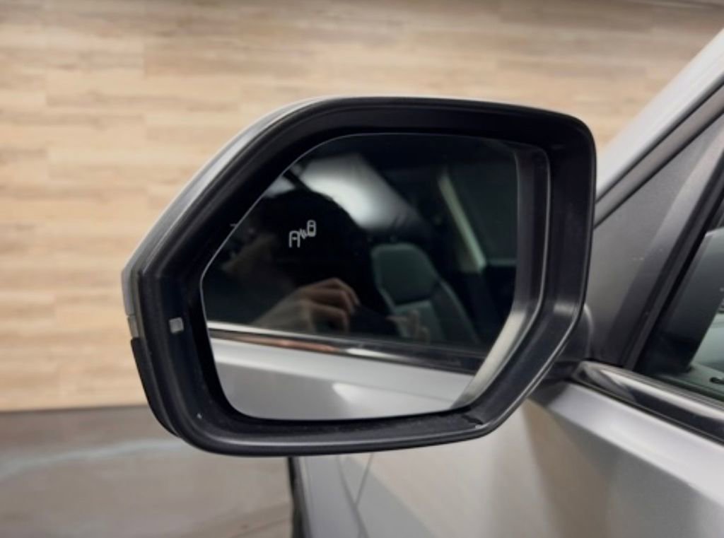 Used 2018 Volkswagen Atlas SEL AWD/4WD image 28