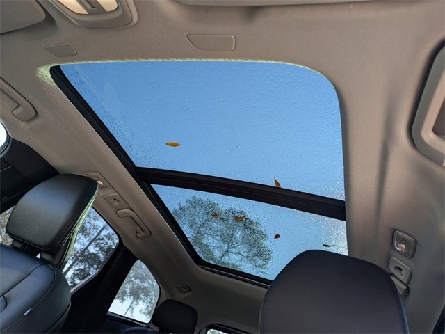 New 2025 Volvo XC60 B5 Plus w/ Protection Package Premier image 19