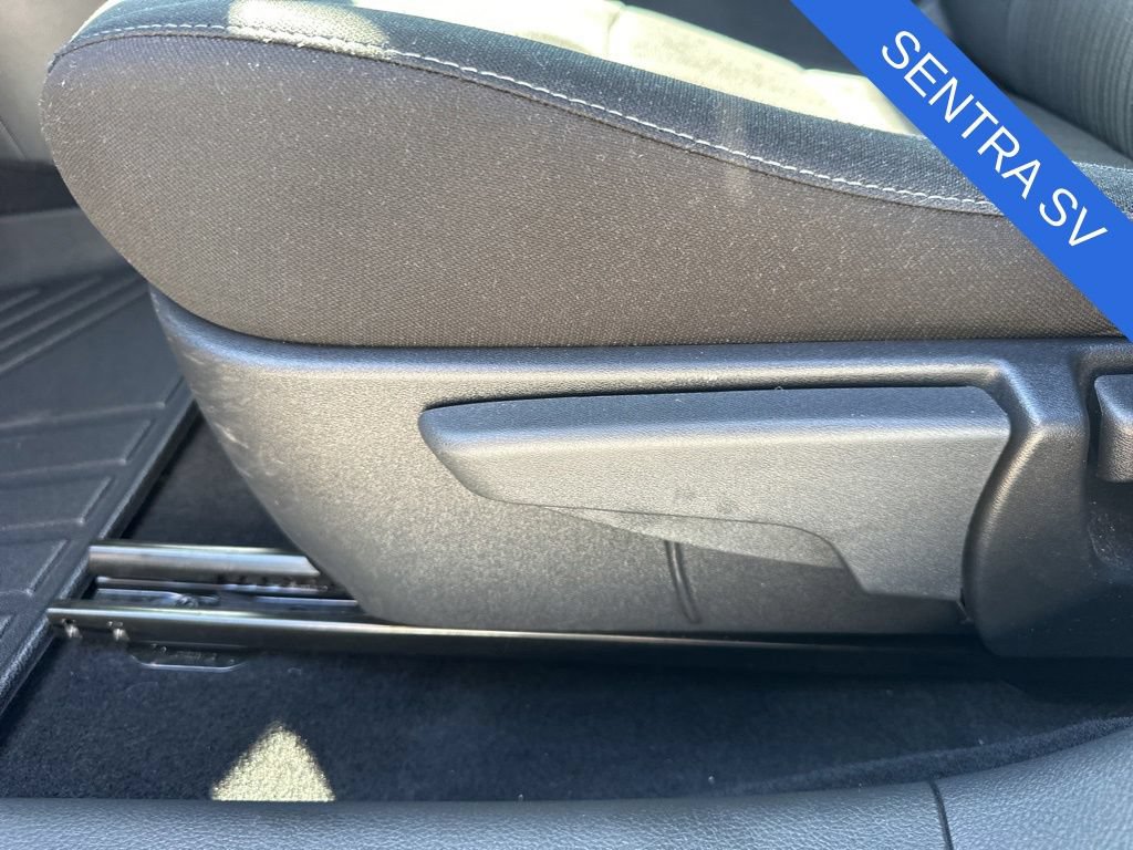 Used 2025 Nissan Sentra SV FWD image 12