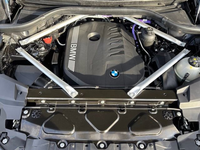 Used 2025 BMW X5 xDrive40i w/ Premium Package image 29