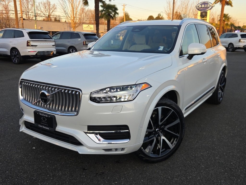 Used 2024 Volvo XC90 B6 Ultimate w/ Lounge Package image 1