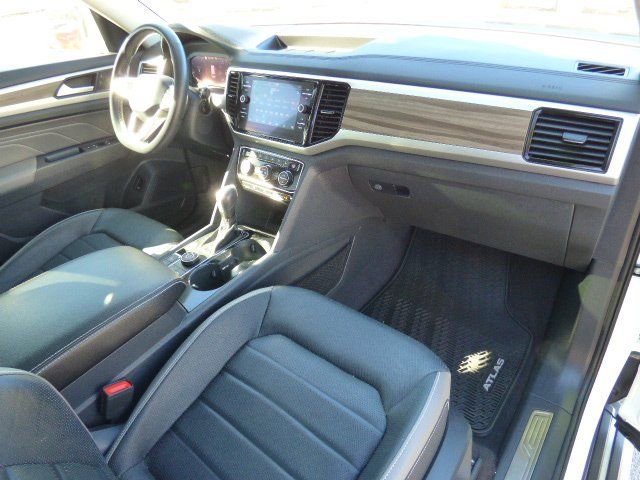 Used 2021 Volkswagen Atlas SEL Premium image 14