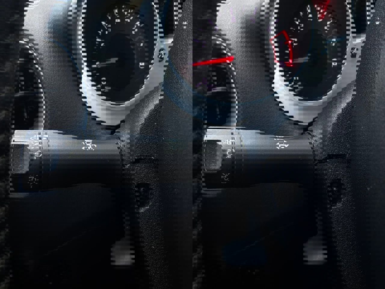 Used 2014 Nissan Juke SV image 29