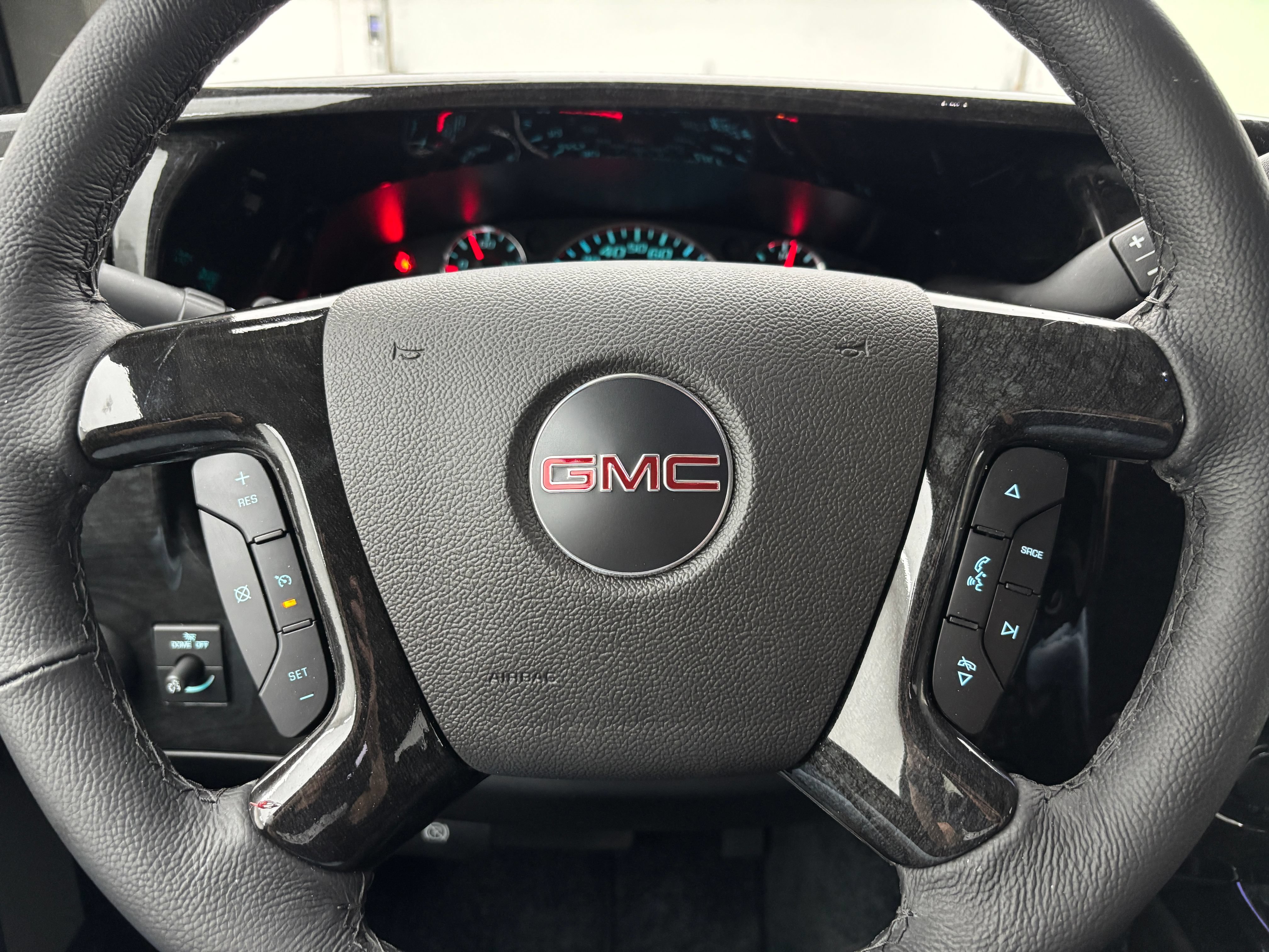New 2026 GMC Savana 3500 Extended w/ Driver Convenience Package RWD image 29