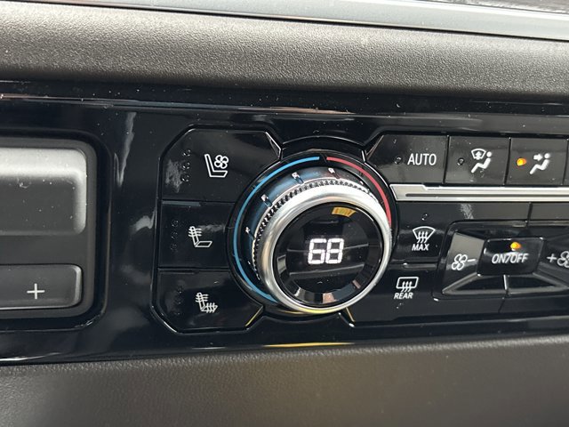 New 2026 GMC Sierra 2500 SLT w/ SLT Premium Package image 43