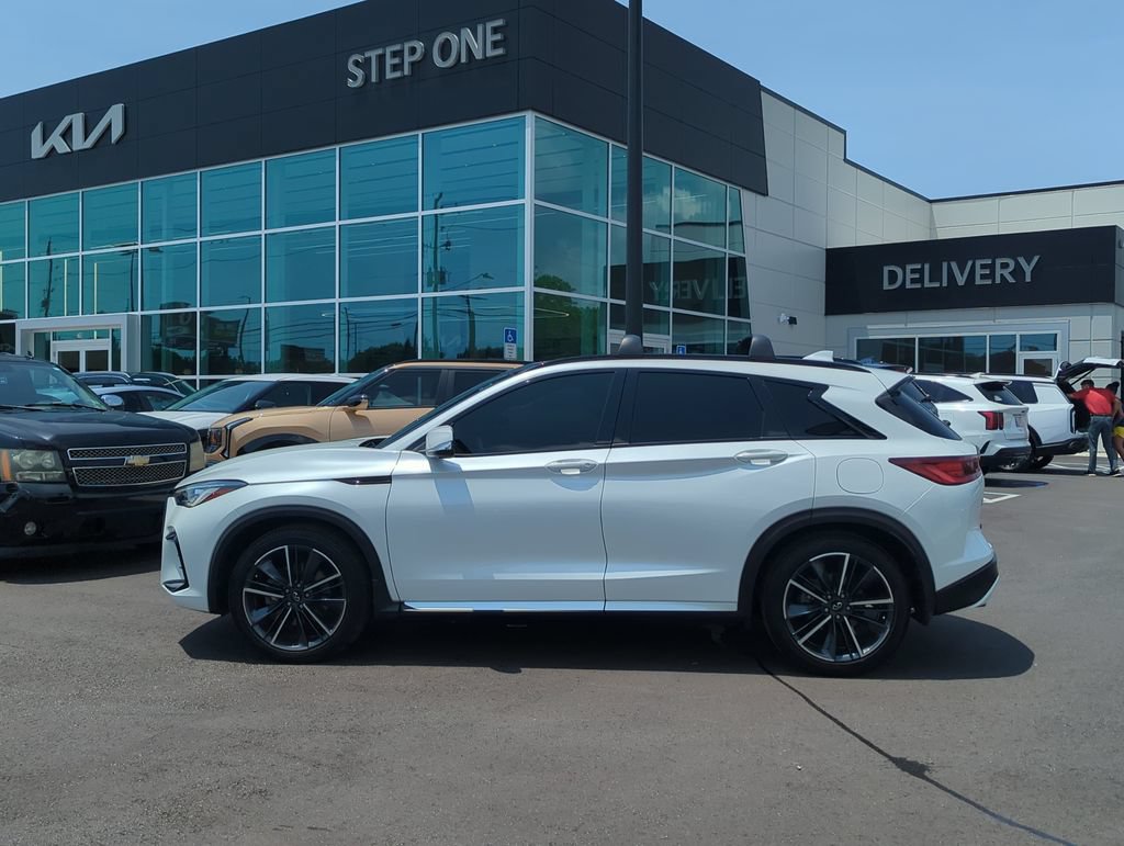 Used 2025 INFINITI QX50 Sport w/ Cargo Package AWD/4WD image 4