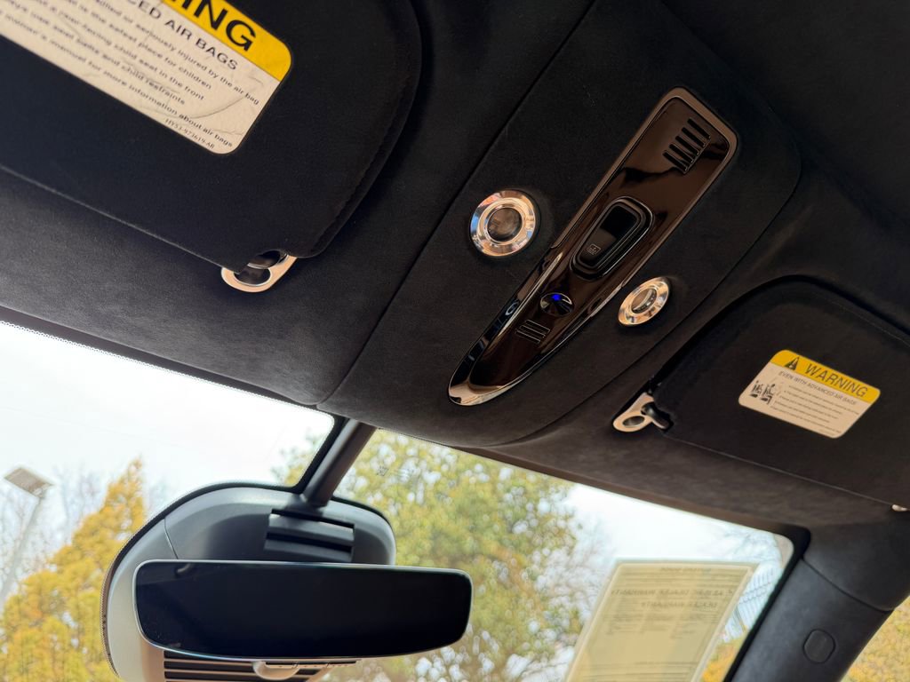 Used 2021 Aston Martin DBX image 34