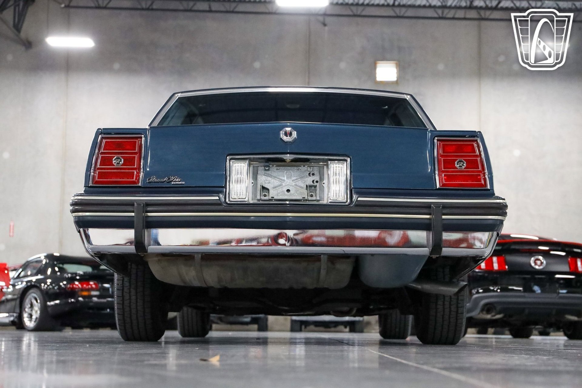 Used 1987 Pontiac Grand Prix LE image 30