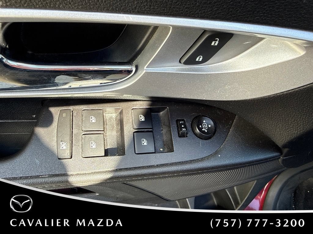 Used 2016 Chevrolet Equinox LT w/ Convenience Package AWD/4WD image 13