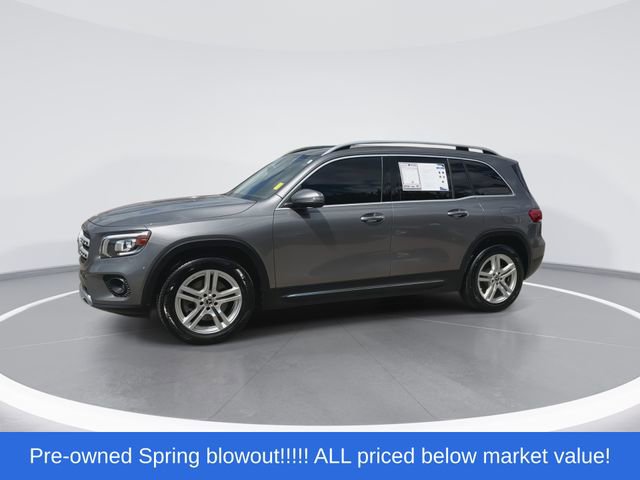 Used 2021 Mercedes-Benz GLB 250 4MATIC w/ Premium Package image 4