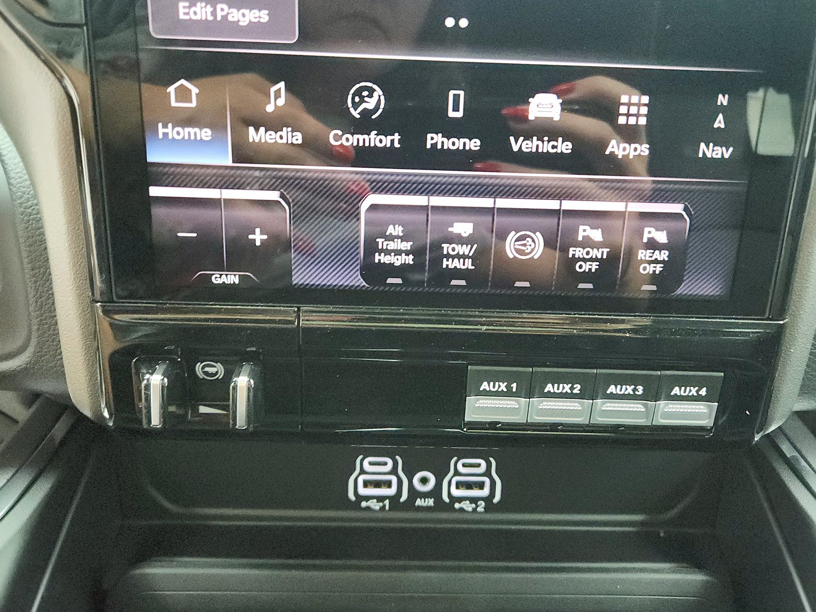 New 2026 RAM 3500 Laramie AWD/4WD image 33