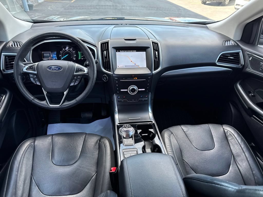 Used 2019 Ford Edge Titanium w/ Equipment Group 301A FWD image 11