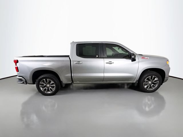 Used 2024 Chevrolet Silverado 1500 RST w/ Z71 Off-Road Package AWD/4WD image 10