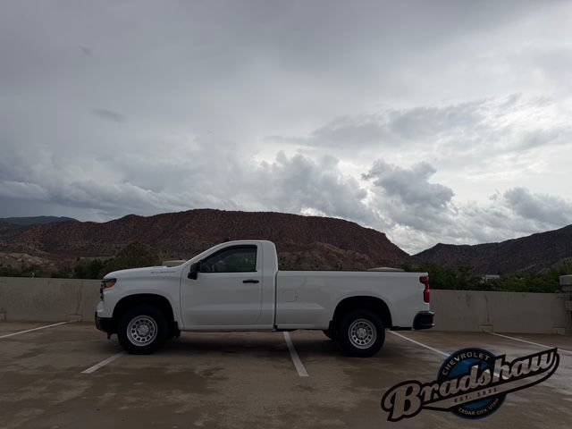 Used 2025 Chevrolet Silverado 1500 W/T w/ WT Value Package AWD/4WD image 4