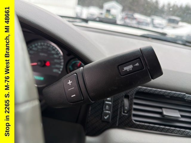 Used 2013 Chevrolet Avalanche LT AWD/4WD image 20