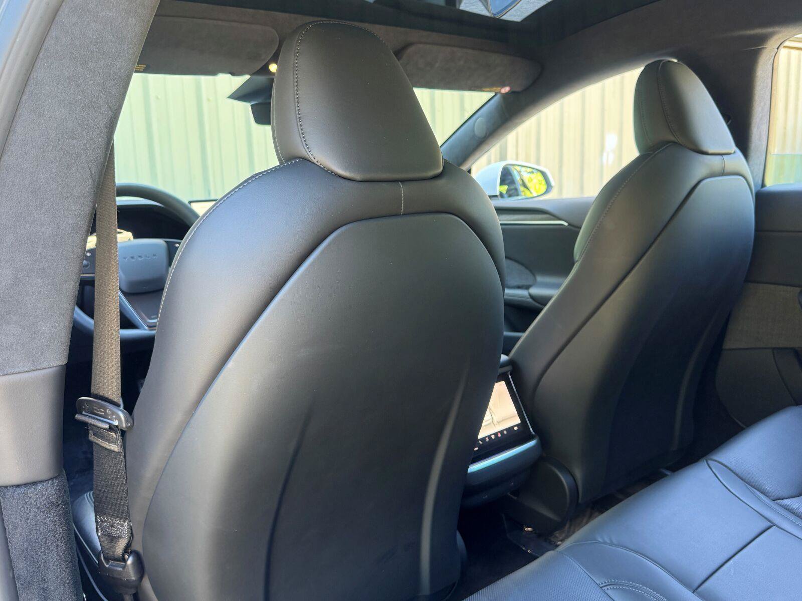 Used 2022 Tesla Model S AWD/4WD image 40