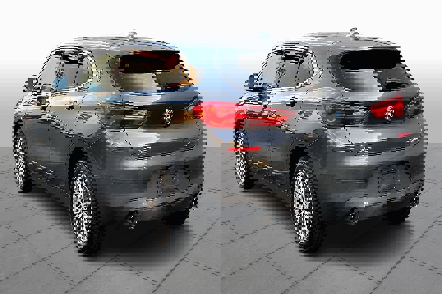 Used 2018 BMW X2 sDrive28i w/ Convenience Package image 11