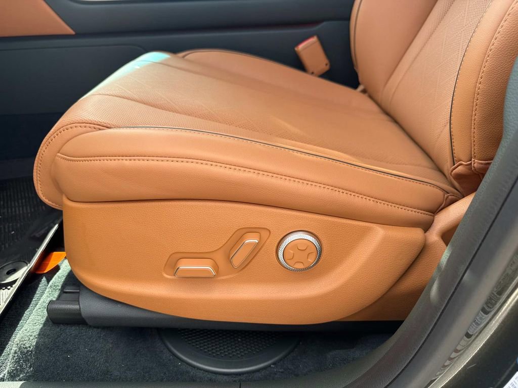 New 2026 Genesis GV80 2.5T Advanced image 21