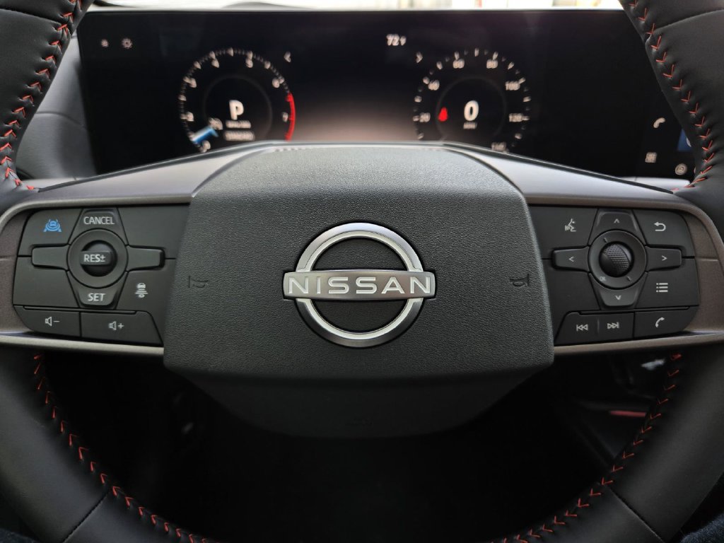 New 2026 Nissan Sentra SR w/ SR Premium Package FWD image 25