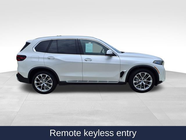 Used 2024 BMW X5 xDrive40i AWD/4WD image 10