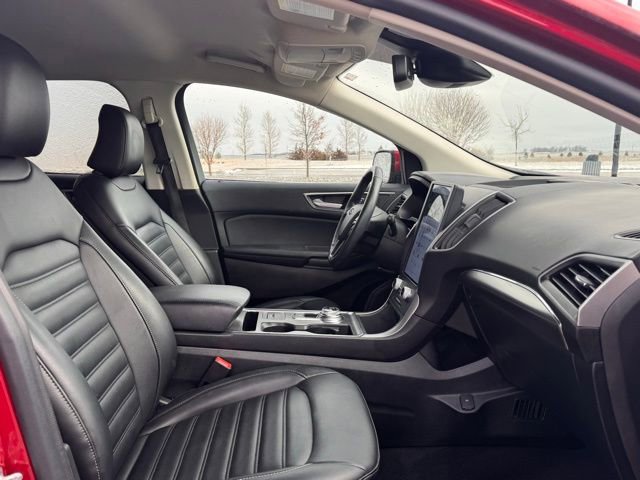 Used 2022 Ford Edge SEL w/ Convenience Package AWD/4WD image 22