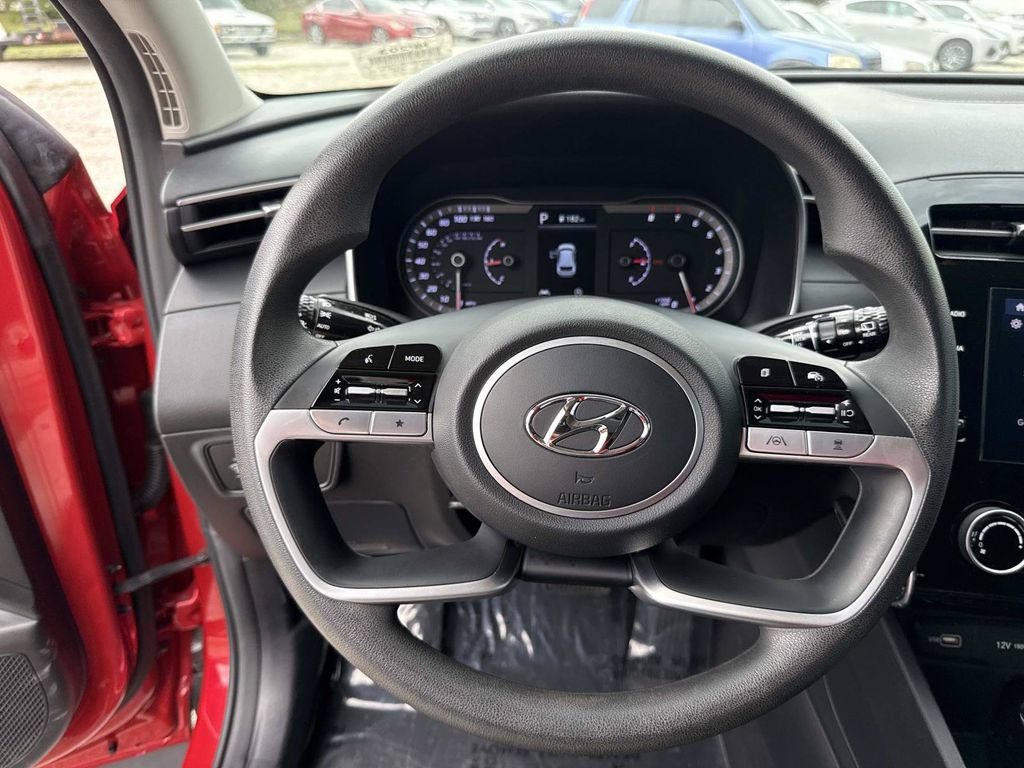 Used 2023 Hyundai Tucson SEL FWD image 41