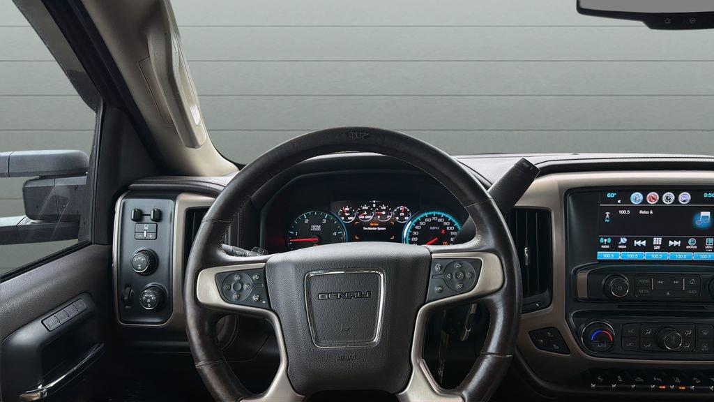 Used 2017 GMC Sierra 2500 Denali w/ Duramax Plus Package AWD/4WD image 13
