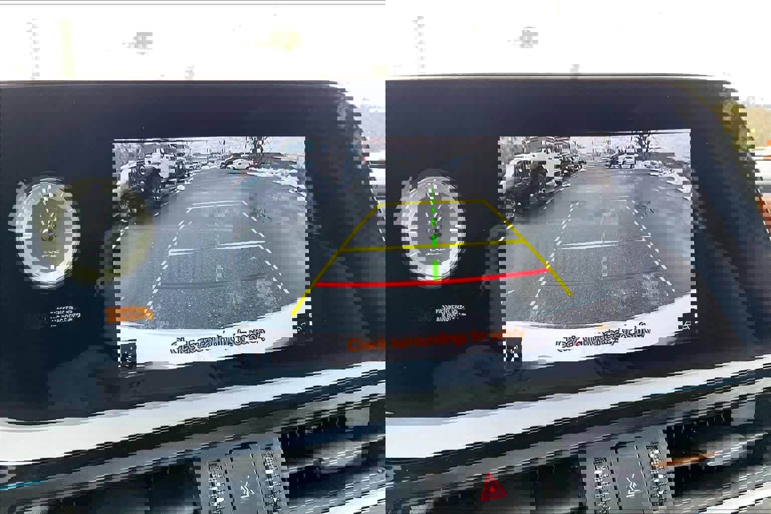 Used 2024 Lexus ES 300h w/ Premium Package image 31