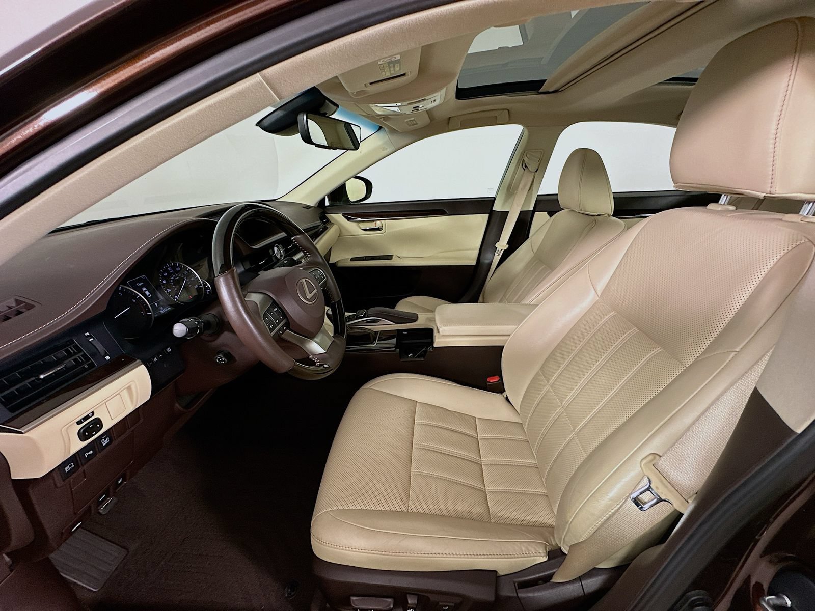Used 2018 Lexus ES 350 w/ Luxury Package w/Wood Trim FWD image 33
