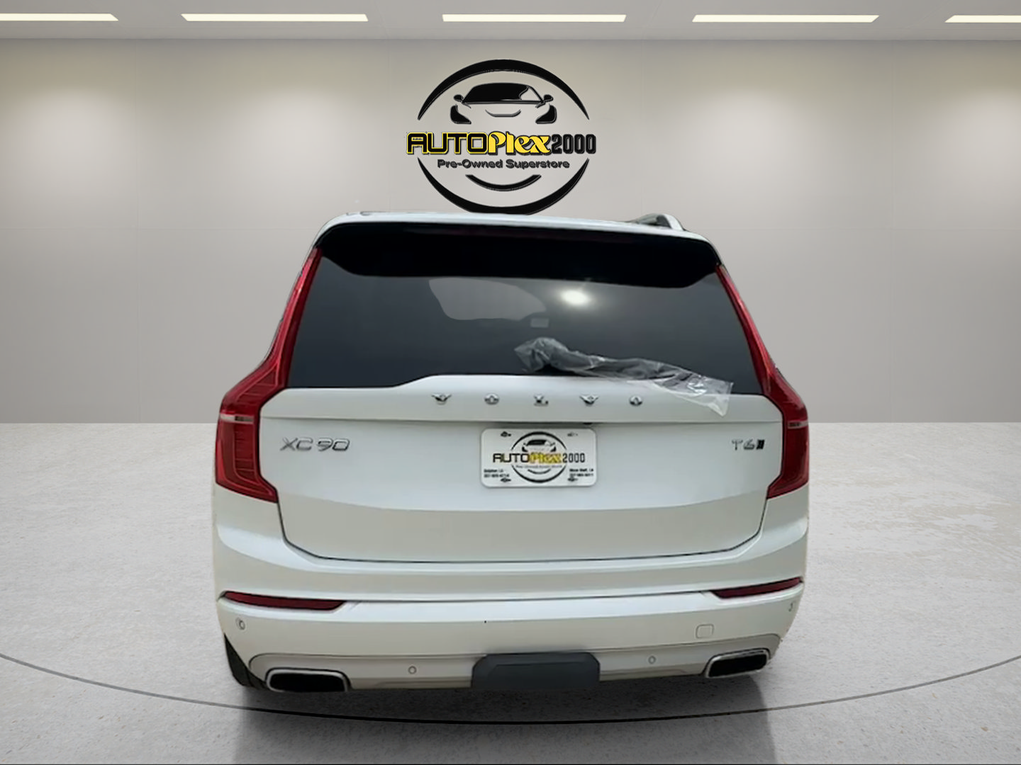 Used 2017 Volvo XC90 T6 Momentum w/ Vision Package AWD/4WD image 6