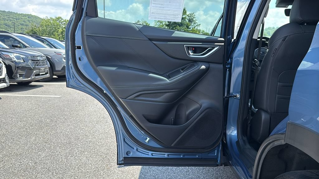 Certified 2023 Subaru Forester Touring AWD/4WD image 24