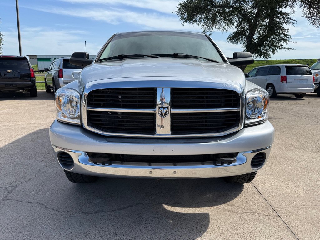 Used 2006 Dodge Ram 3500 Truck SLT RWD image 2