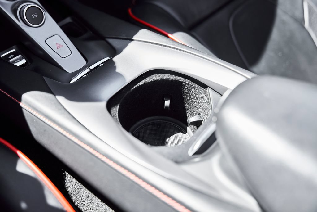Used 2020 Ferrari Portofino RWD image 63