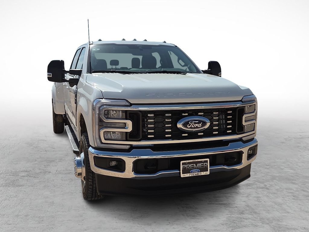 New 2026 Ford F350 Lariat AWD/4WD image 2