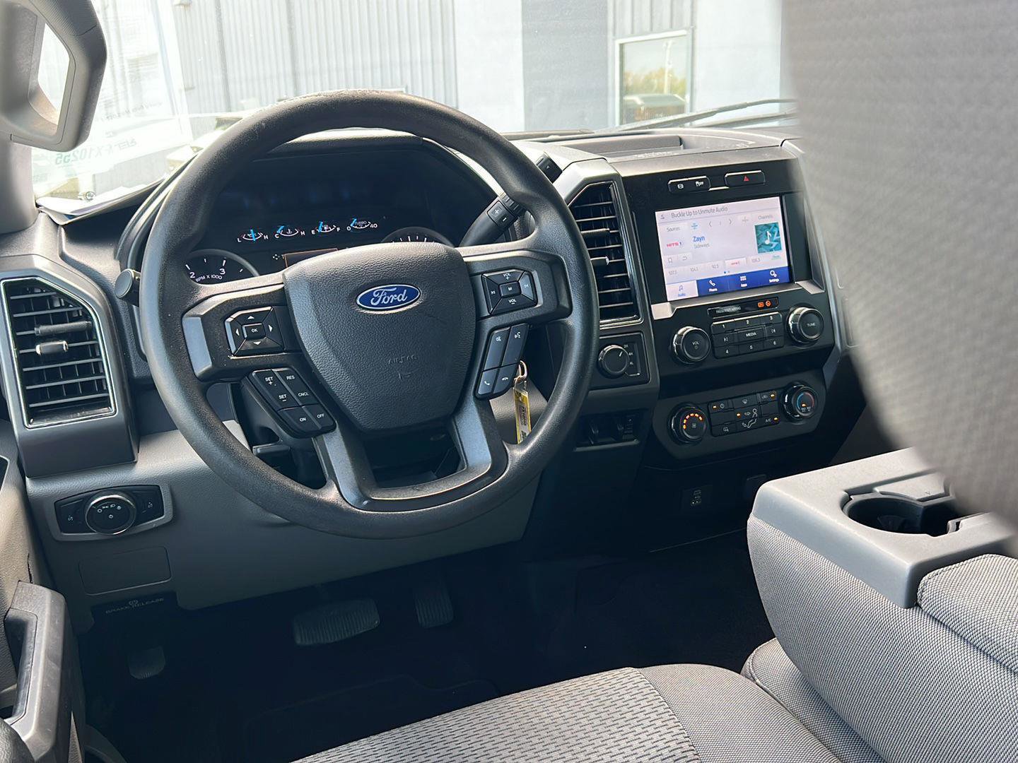 Used 2021 Ford F350 XLT image 18