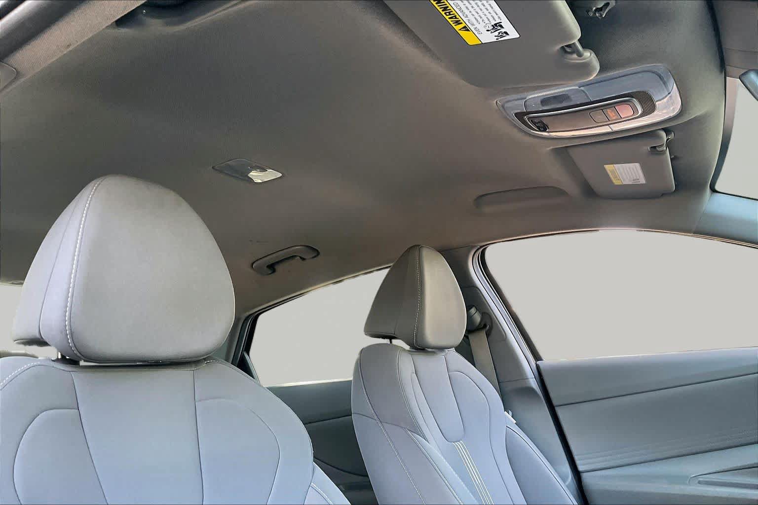 Certified 2024 Hyundai Elantra SEL FWD image 13