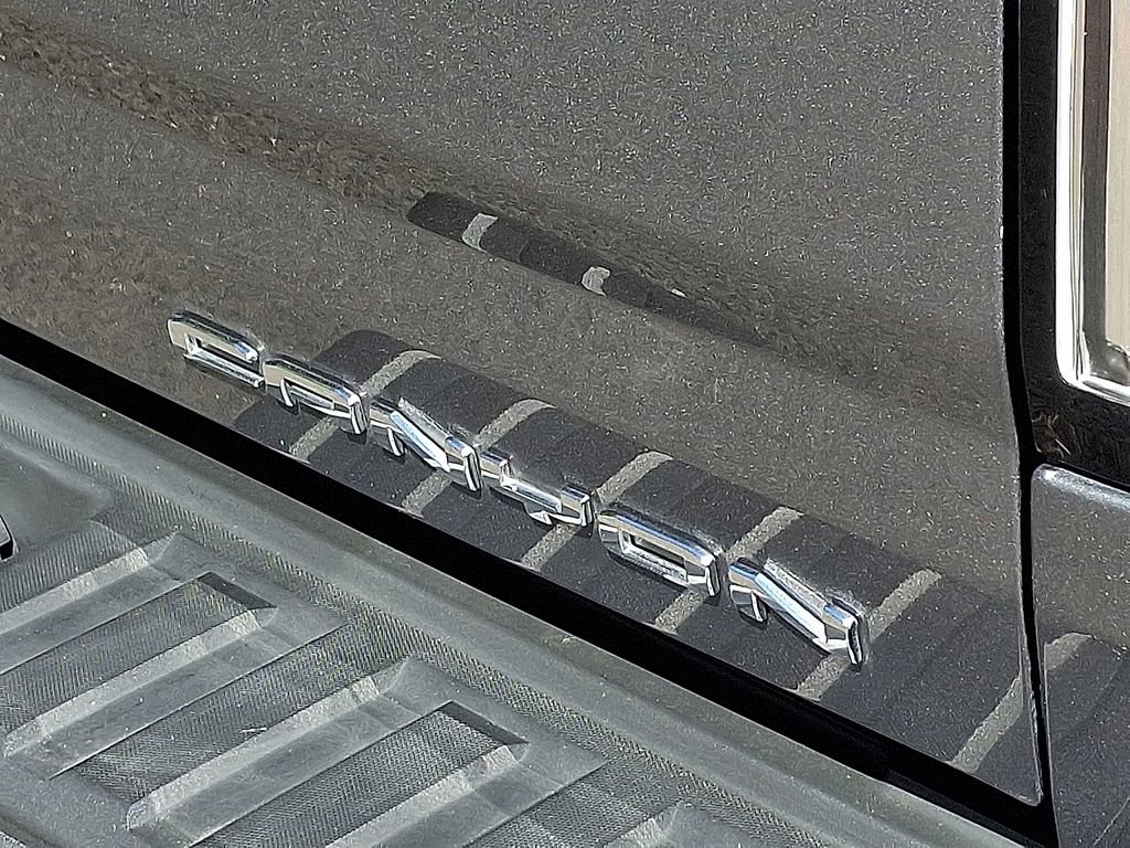 Used 2022 GMC Canyon Denali image 30