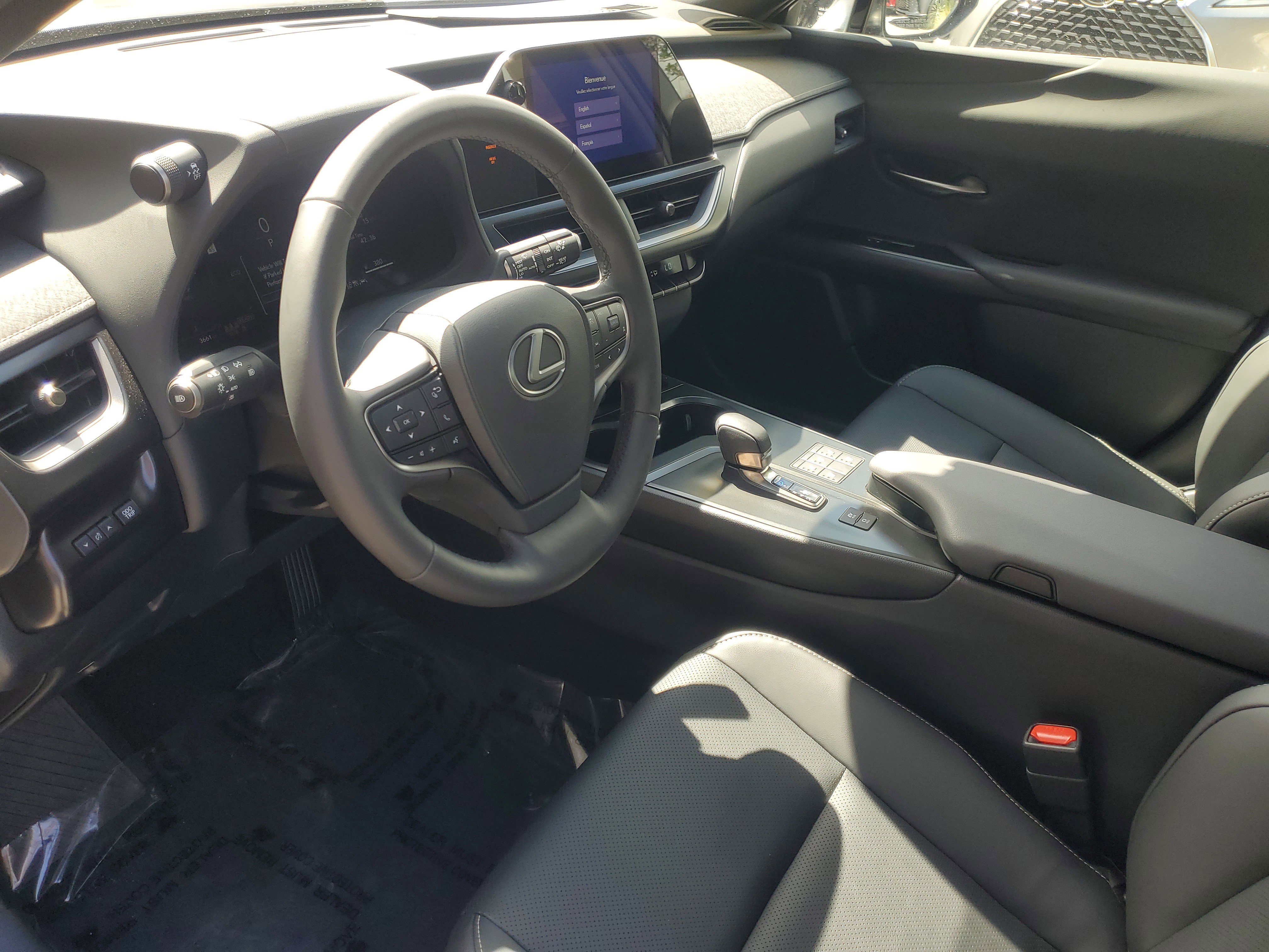 Used 2025 Lexus UX 300h FWD w/ Accessory Package (Z1) image 16