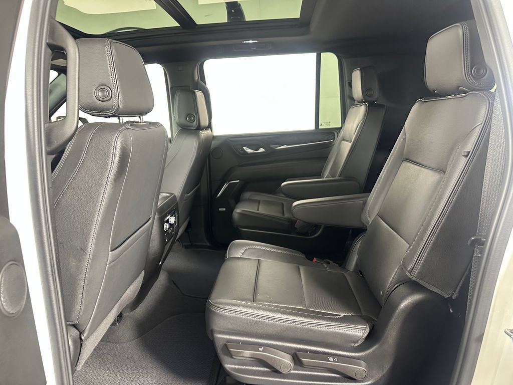 Used 2024 GMC Yukon XL Denali AWD/4WD image 21