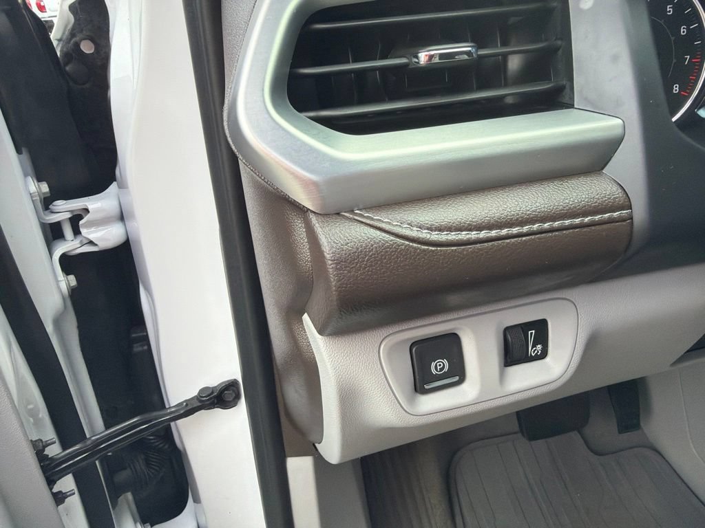 Used 2023 GMC Acadia SLT FWD image 25
