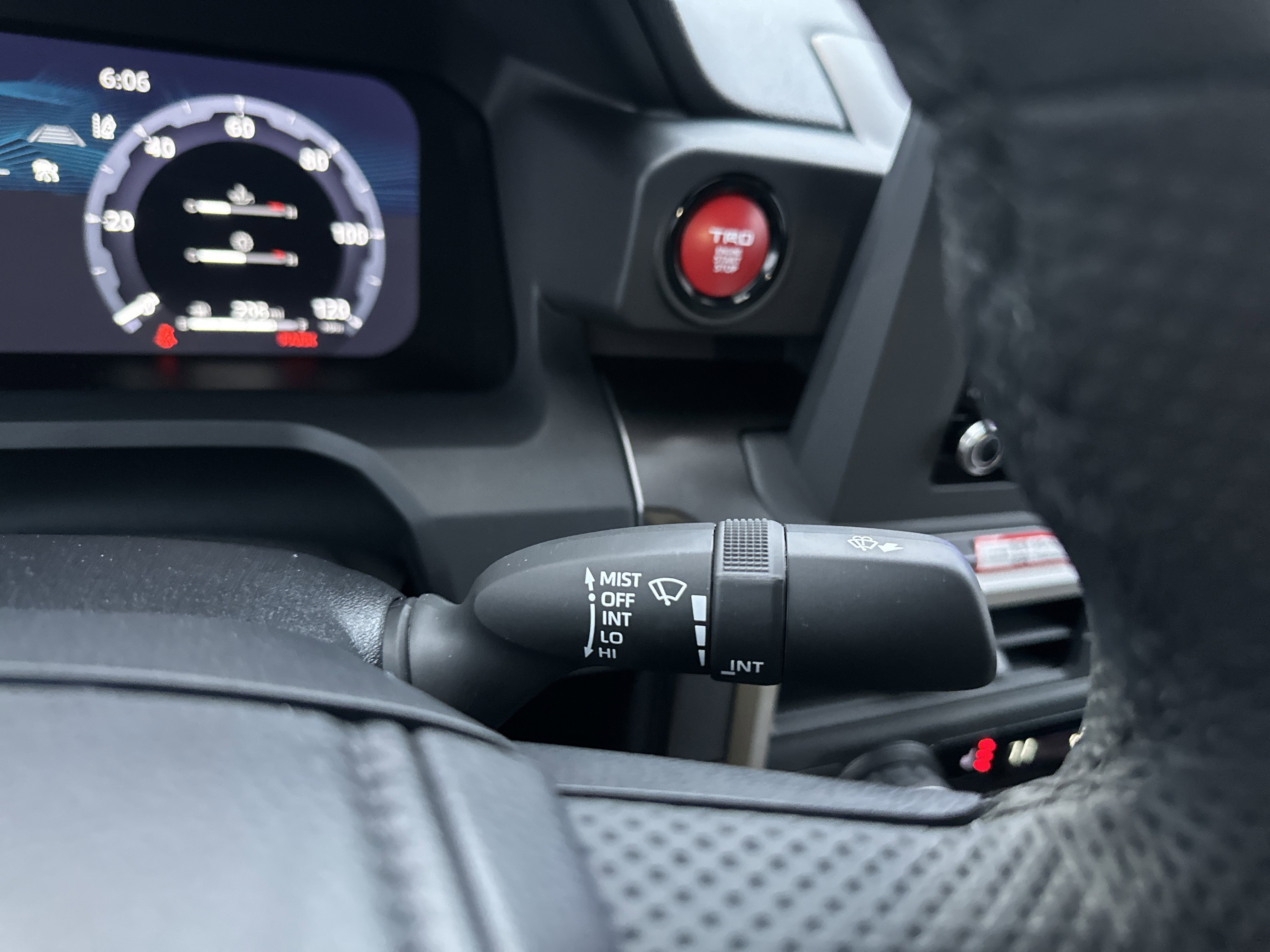 New 2025 Toyota Tacoma TRD Off-Road image 28