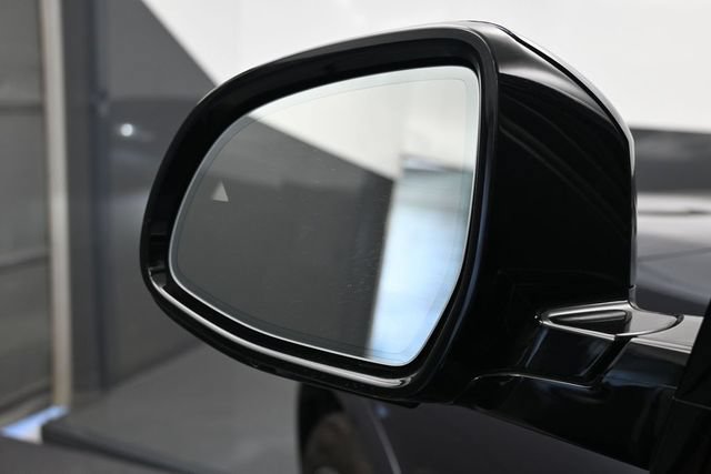 Used 2021 BMW X5 xDrive40i w/ M Sport Package AWD/4WD image 5