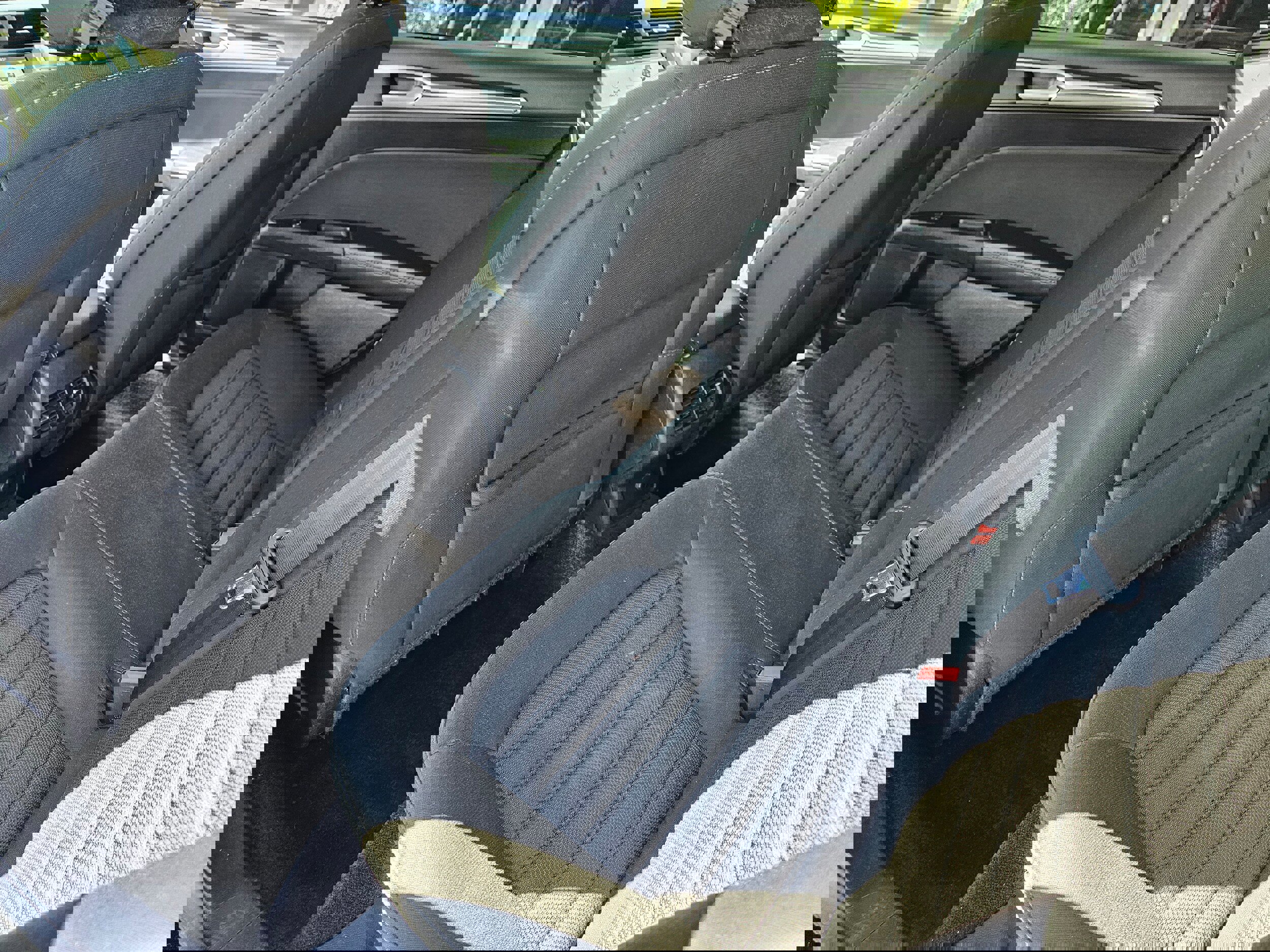 Used 2017 Ford Fusion SE w/ Fusion SE Technology Package FWD image 15