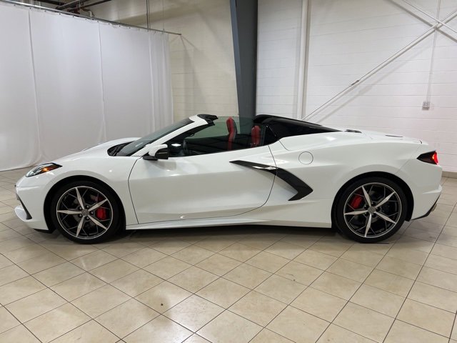 Used 2022 Chevrolet Corvette Stingray Convertible w/ 1LT image 2