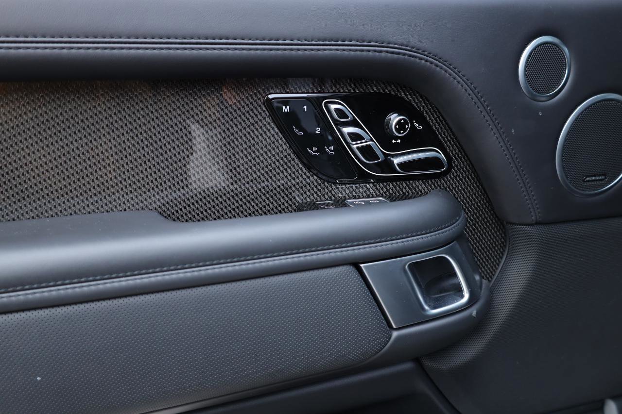 Used 2020 Land Rover Range Rover SV Autobiography Dynamic image 81
