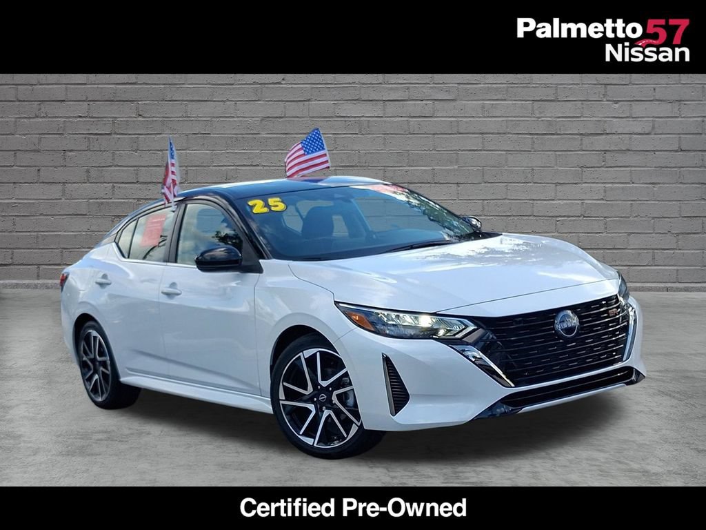 Used 2025 Nissan Sentra SR FWD image 1