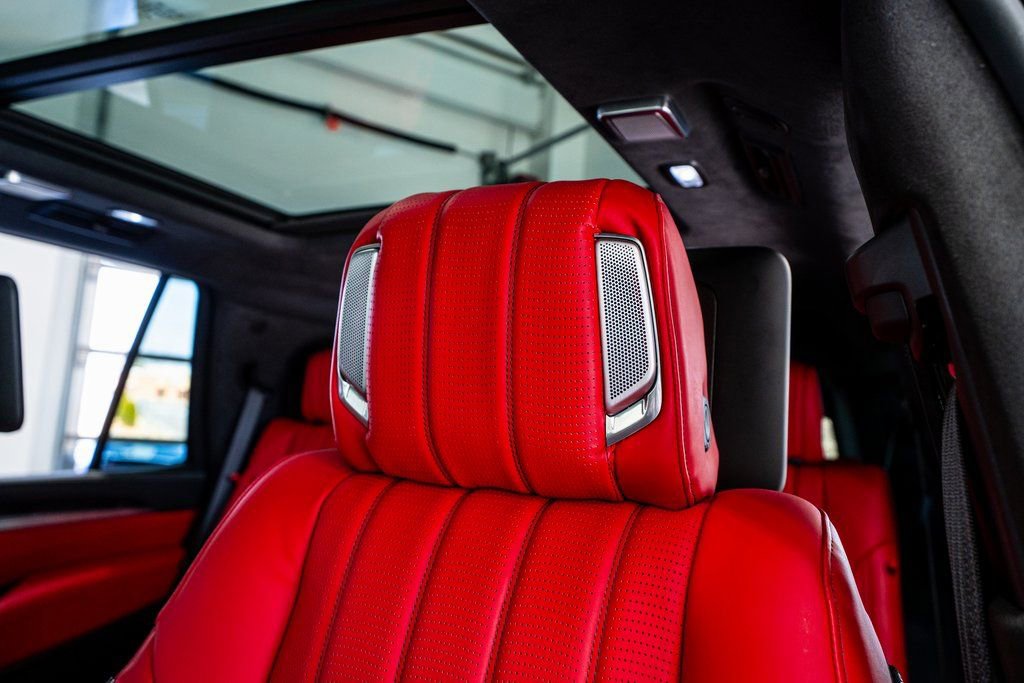 Used 2025 Cadillac Escalade Sport Platinum w/ LPO, Floor Liner Package image 39